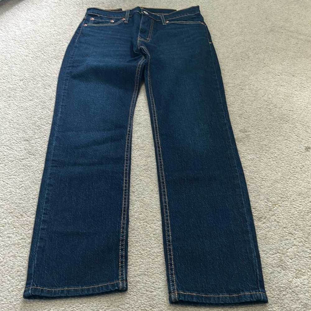 Levi’s Jean - Picture 2 of 13